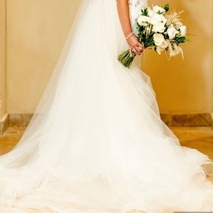 Wedding dress Overskirt
